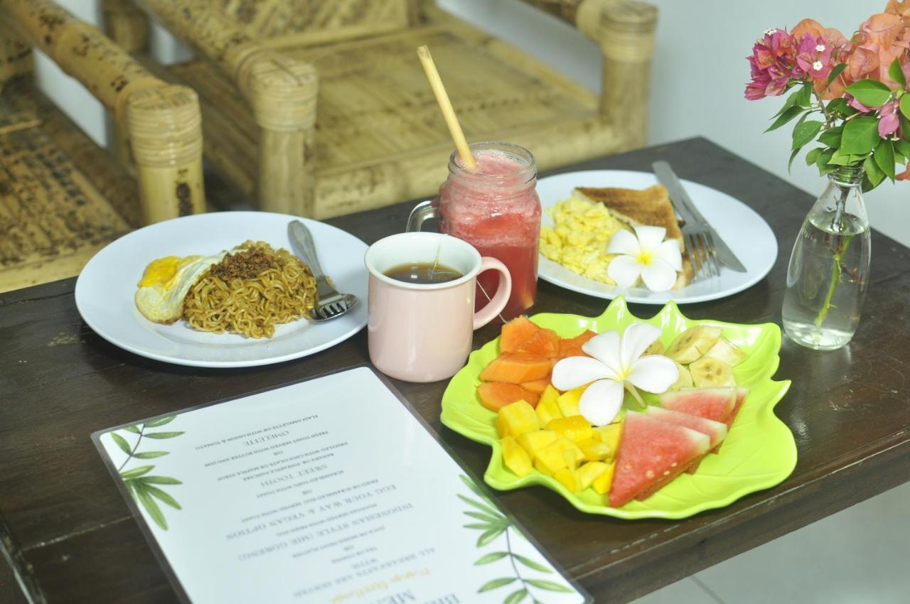 Mango Tree House Hotel Gili Trawangan Buitenkant foto